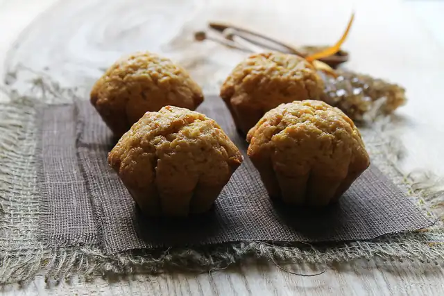 Pumpkin Cream Cheese Muffins